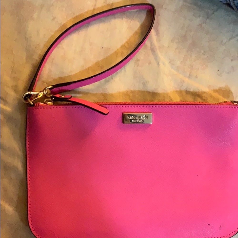 Kate Spade wristlet - Picture 3 of 4